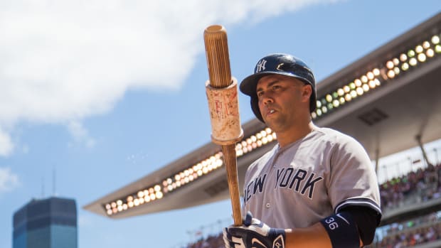 New York Yankees OF Carlos Beltran stands on deck circle